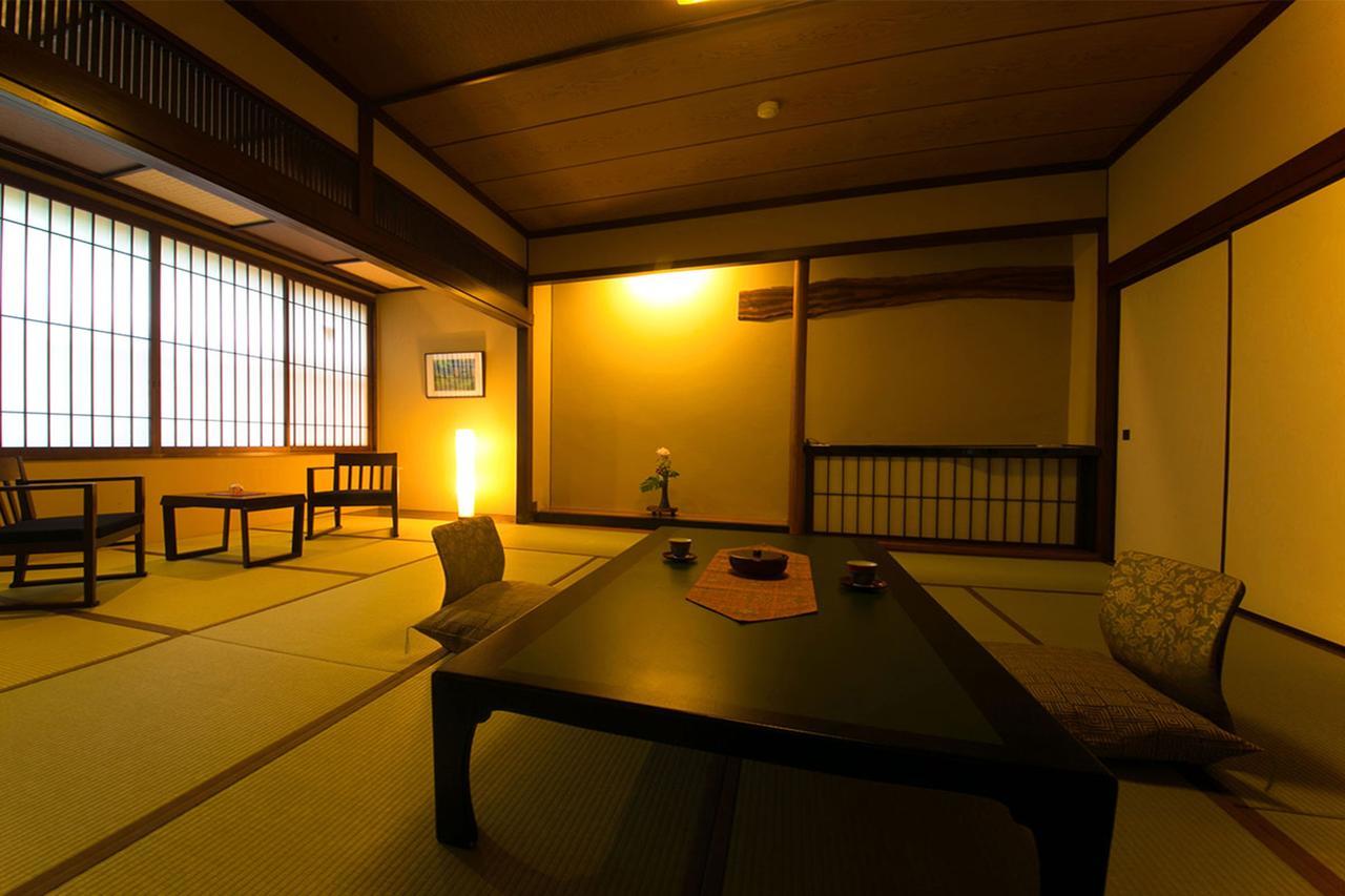 Hotel Nansuikaku à Miyawaka Extérieur photo