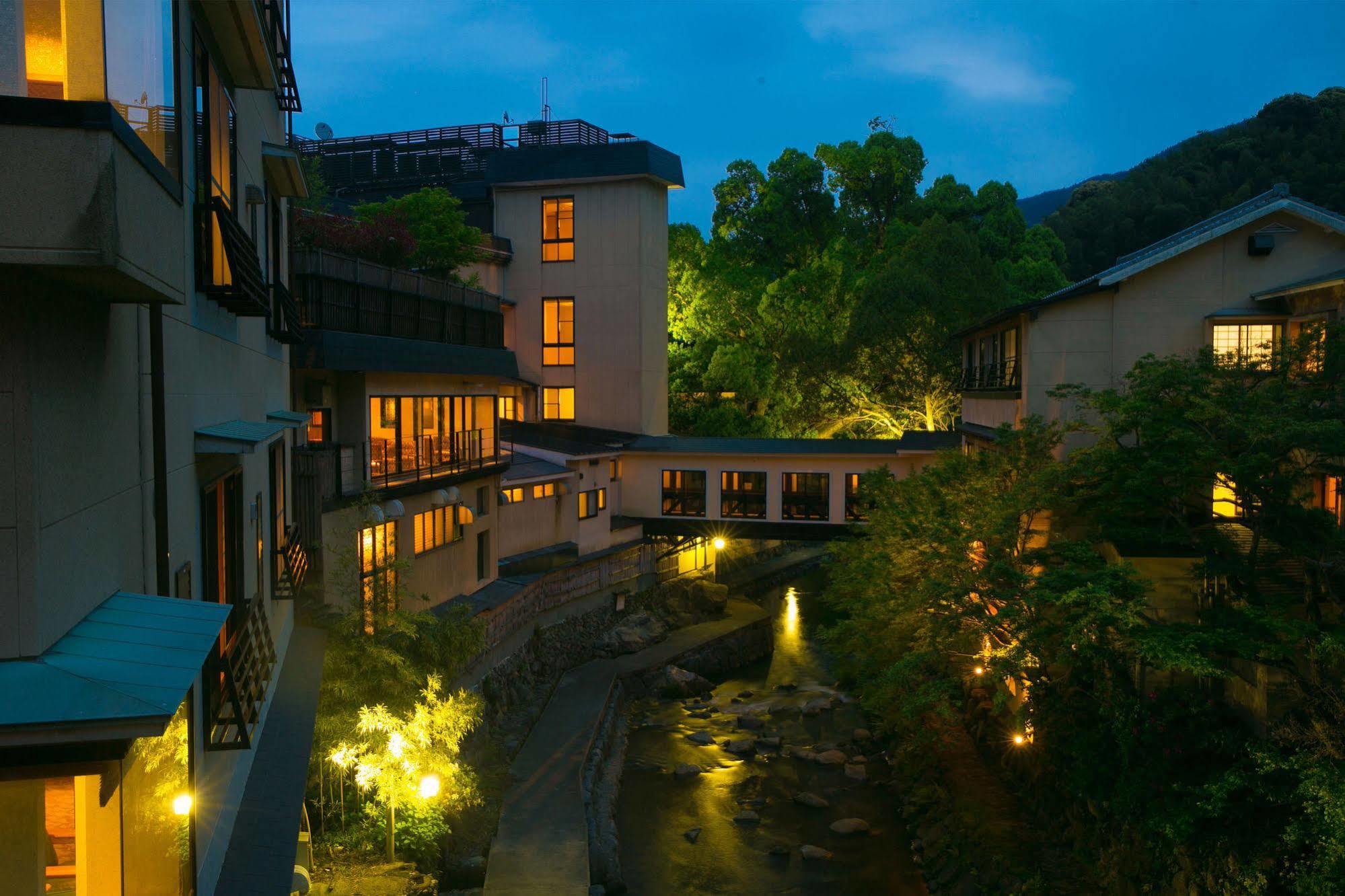 Hotel Nansuikaku à Miyawaka Extérieur photo